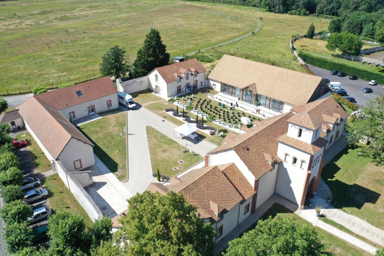 Domaine De Fremigny Bouray-sur-Juine Exterior foto